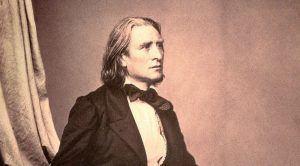 Zenélő köntös - Liszt Ferenc sorozat 3. rész