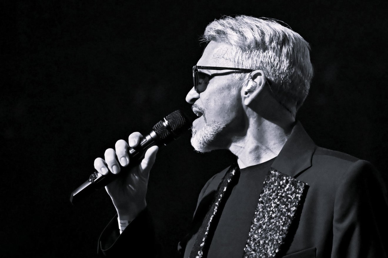 Fülbejó - Szolnoki Péter