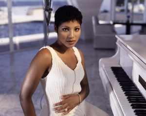 Fülbejó - Toni Braxton